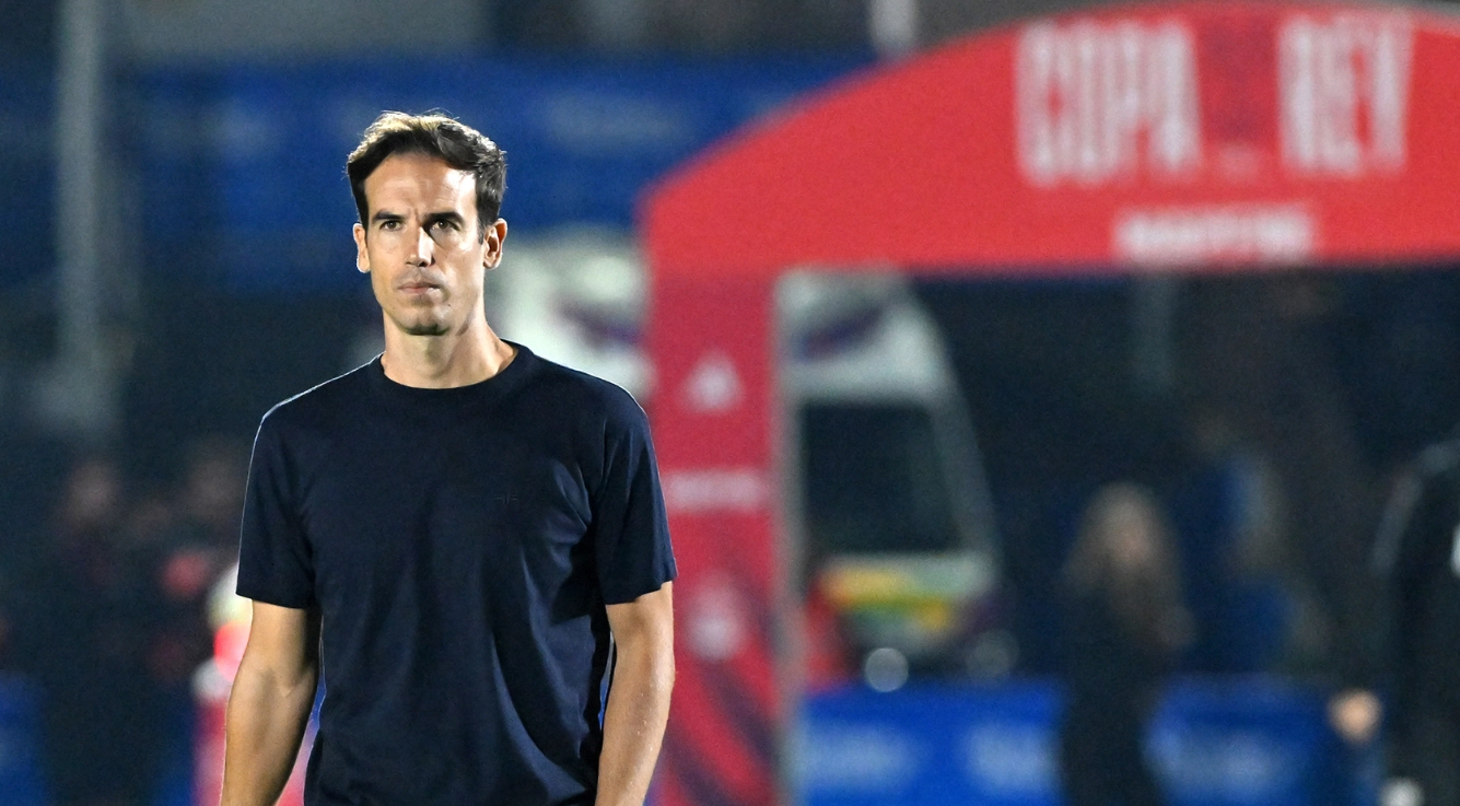 伊尼戈・佩雷斯在云科斯镇赛后：逆转大胜背后的战术思考与团队肯定